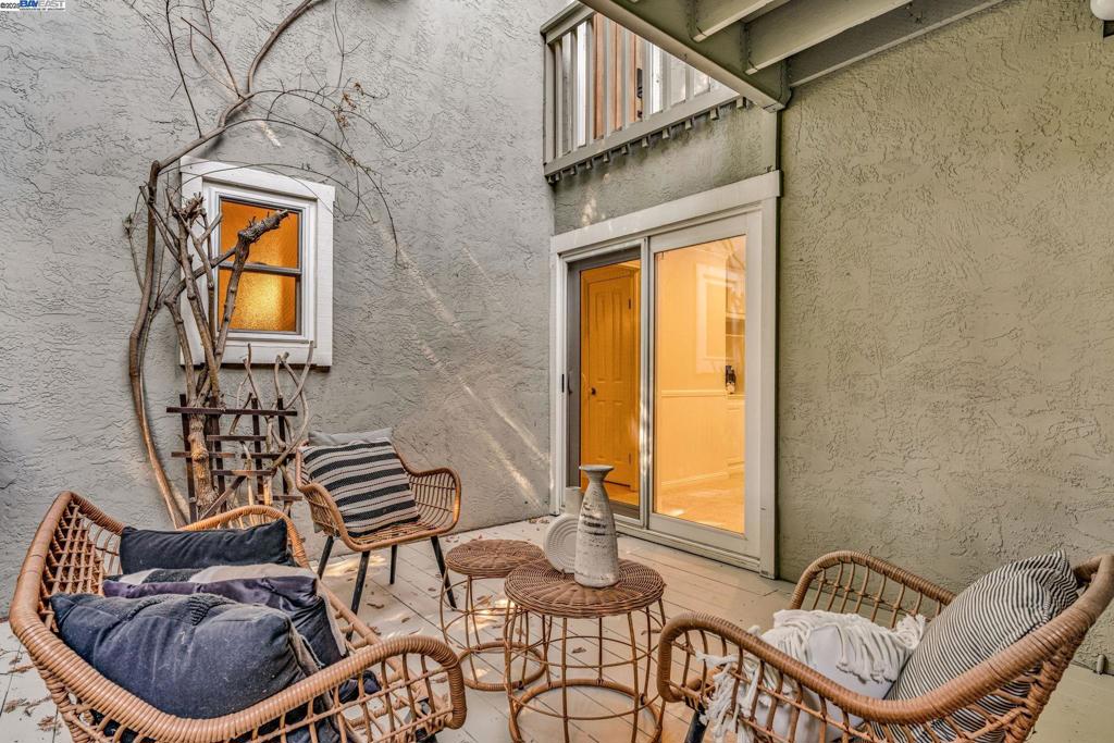 TRES LAGOS NORTH - Residential