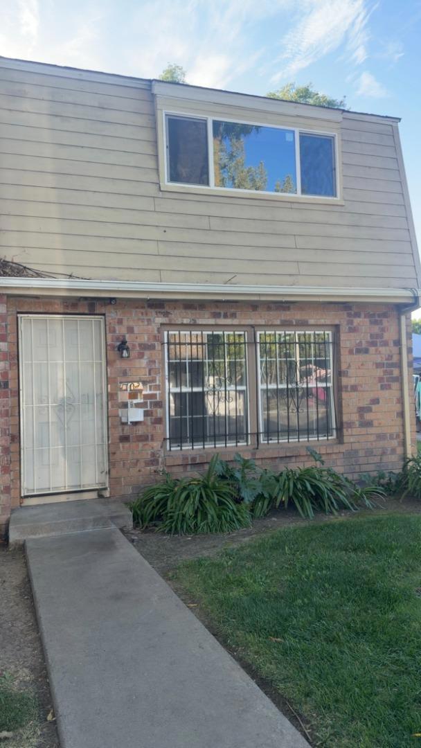 4493 NE Townehome Drive