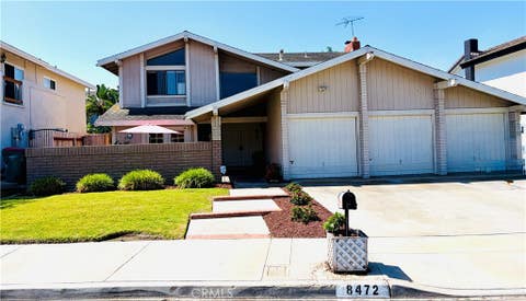 Photo of 8472 Deepview Drive, Huntington Beach, CA 92646 (MLS # OC26165407)