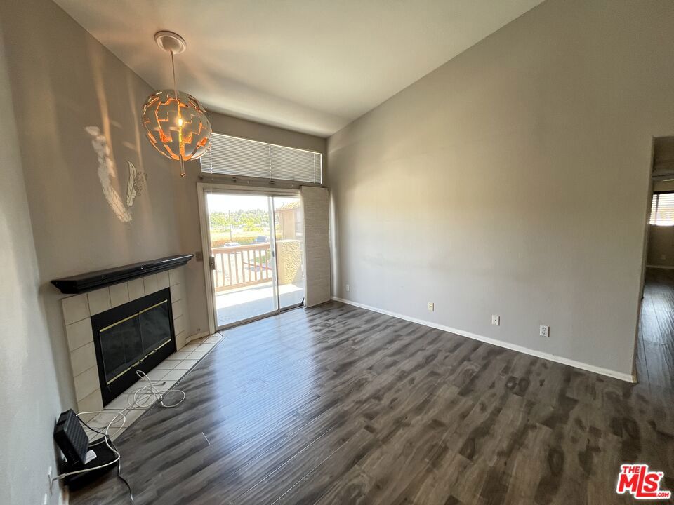 42140 Lyndie Lane 4