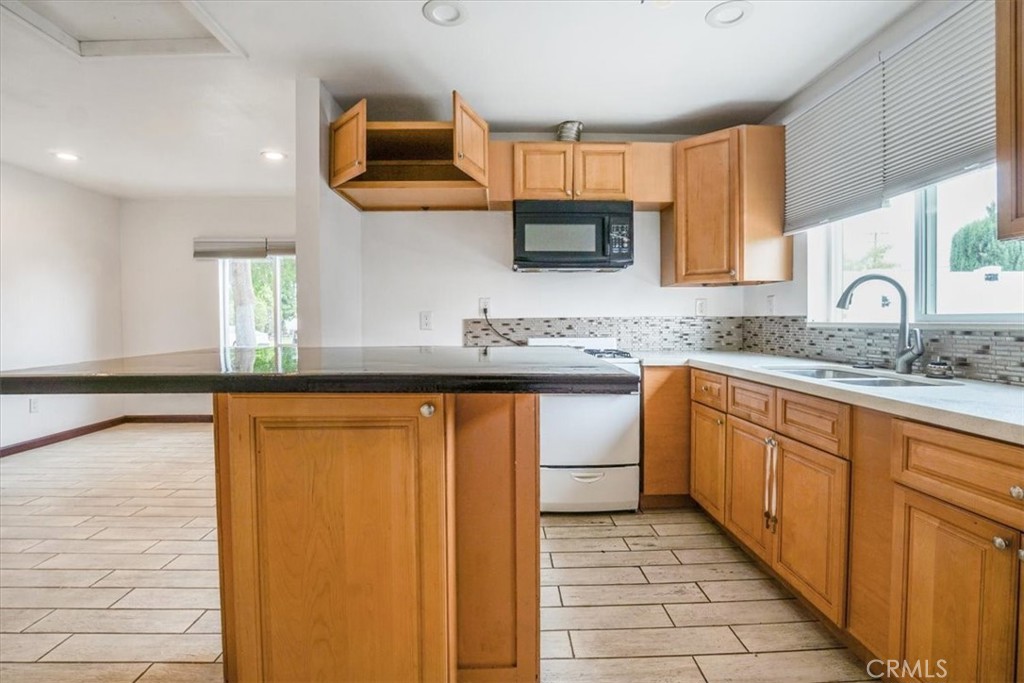 1140 N Louise Drive B