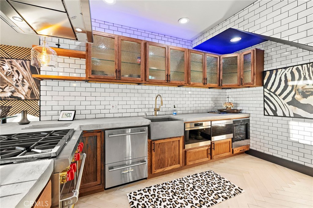 Victoria Beach (VB) - Residential Lease