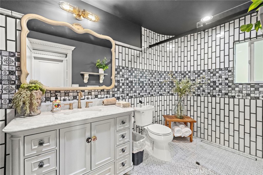 Victoria Beach (VB) - Residential Lease