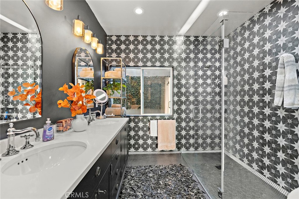 Victoria Beach (VB) - Residential Lease