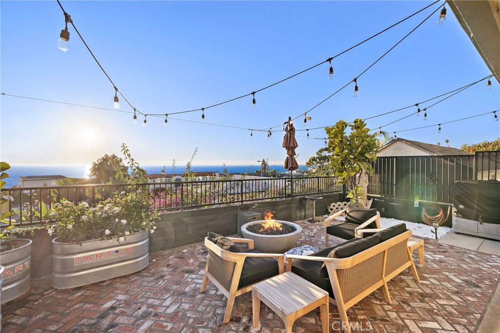 Victoria Beach (VB) - Residential Lease