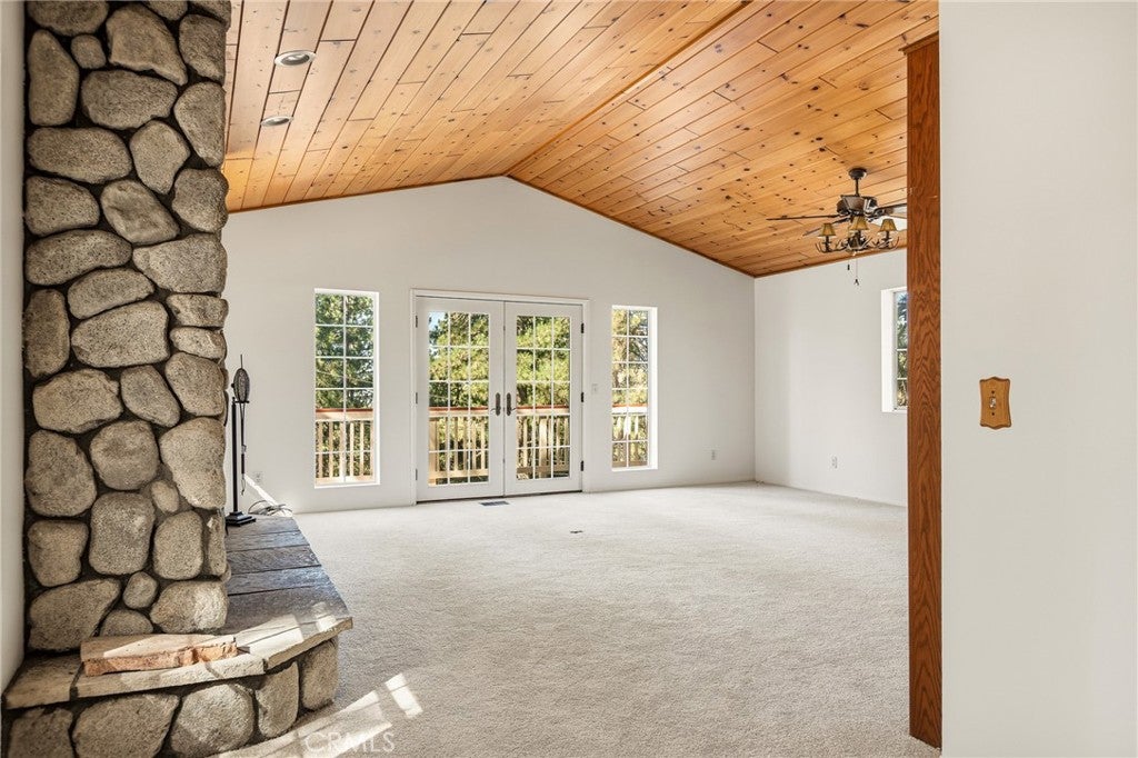 30930 Glen Oak