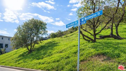 Photo of 4011 N Glenalbyn Drive Dr, Los Angeles, CA 90065 (MLS # 26847661)
