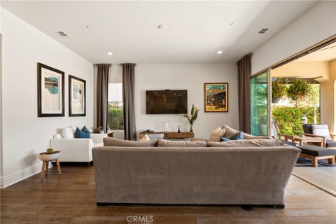 Tiny photo for 24347 W Stone Bend LN, West Hills, CA 91304 (MLS # SR26178850)