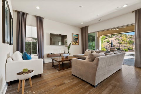Tiny photo for 24347 W Stone Bend LN, West Hills, CA 91304 (MLS # SR26178850)