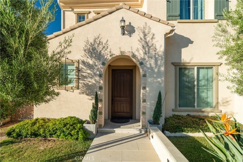 Tiny photo for 24347 W Stone Bend LN, West Hills, CA 91304 (MLS # SR26178850)