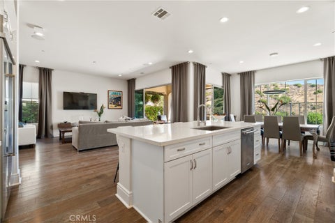 Tiny photo for 24347 W Stone Bend LN, West Hills, CA 91304 (MLS # SR26178850)