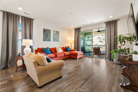 Tiny photo for 24347 W Stone Bend LN, West Hills, CA 91304 (MLS # SR26178850)