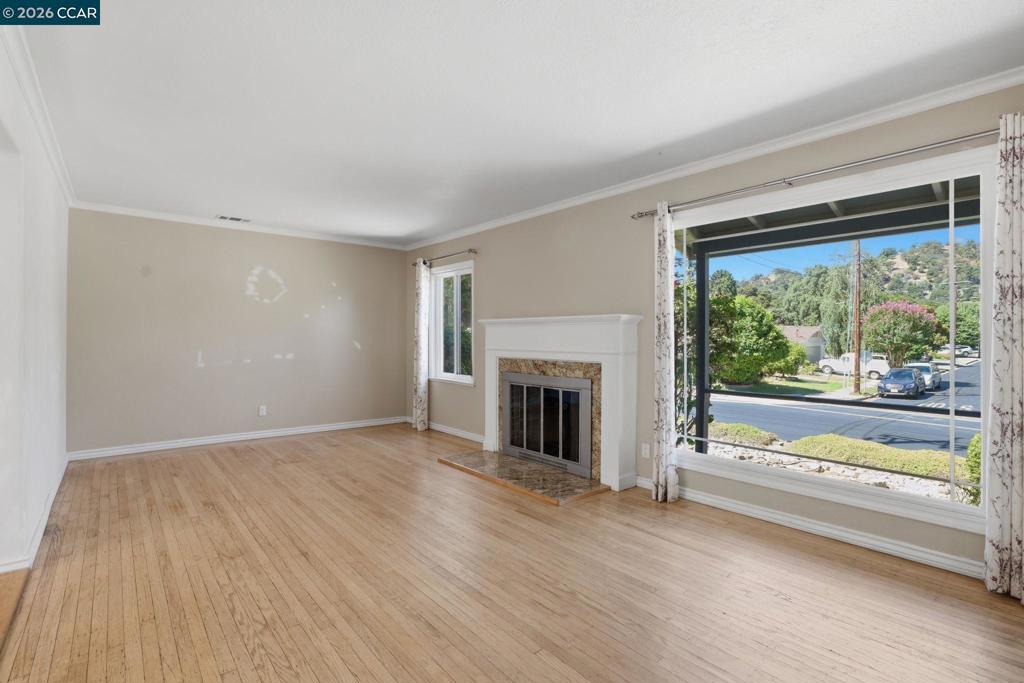3841 Alhambra Way