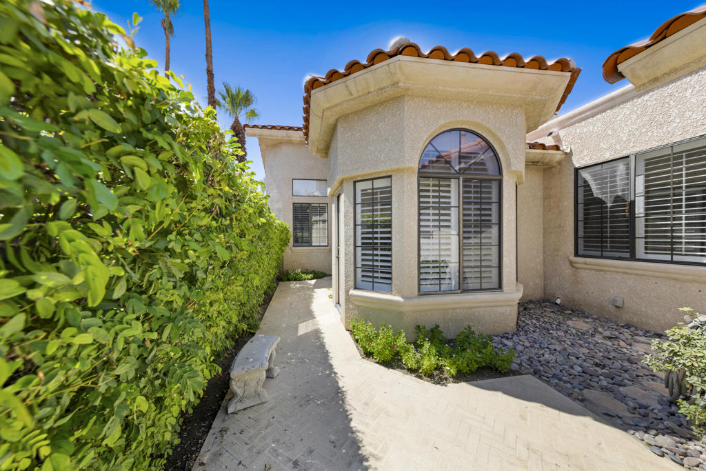 Stunning, Upscale Single-Story property in the desirable area called The Courtyards in prestigious Desert Falls CC is now here!Rarely on the market is this large, 1,609 square foot, Total Upscale remodel- light & bright, in Neutral tones - Turnkey & beautifully furnished. Vaulted ceilings and a spacious open floor plan. Naturally bright with the many, high windows, breakfast nook, kitchen facing east, & dining room and great rooms facing south & west! All windows have light wooden shutters- In a cul-de-sac - Interior location - a hop & skip to the Clubhouse & Tennis & Fitness Center -Semiprivate golf on a Championship Golf course! ''Deals'' available as well as memberships. Clubhouse with dining - bar - outdoor patio & Snack bar patio -all with gorgeous views! Located next to Fitness Center.24 hr. security -well run HOA covering all exteriors, roof, grounds, pools, cable, Wi-Fi and your membership to the Fitness &Tennis facility. Monthly rentals only, no STR. In well run city of Palm Desert, located near the best restaurants, shopping, close to freeway, minutes from Acrisure Arena with outstanding entertainment as well as The McCallum Theater, Casinos, 15 minutes approx. to the Palm Springs A/P -and minutes to renown Eisenhower Medical Center. Walking distance to a shopping center with boutiques, all kinds of restaurants, Coffee shop, even a veterinarian! We are in the heart of Palm Desert, adjacent to the JW Marriott - Let's go! Call me for your private tour!