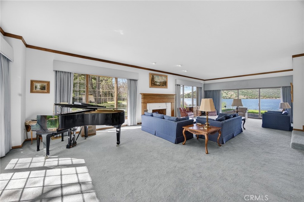 8266 Peninsula