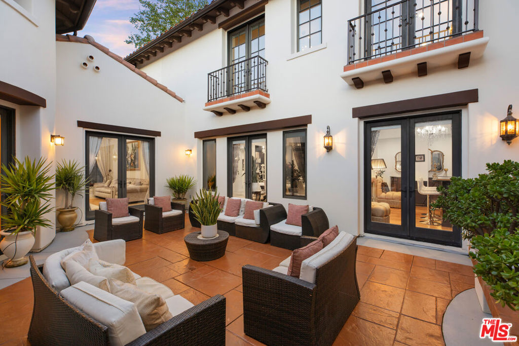 4030 Prado De La Mariposa