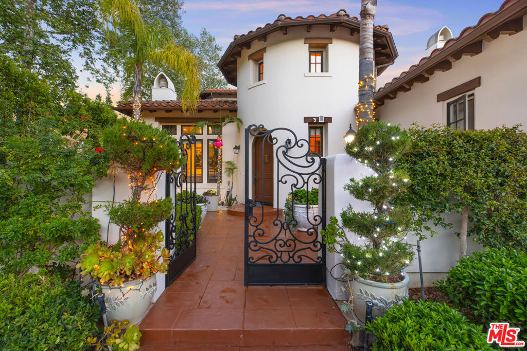 4030 Prado De La Mariposa