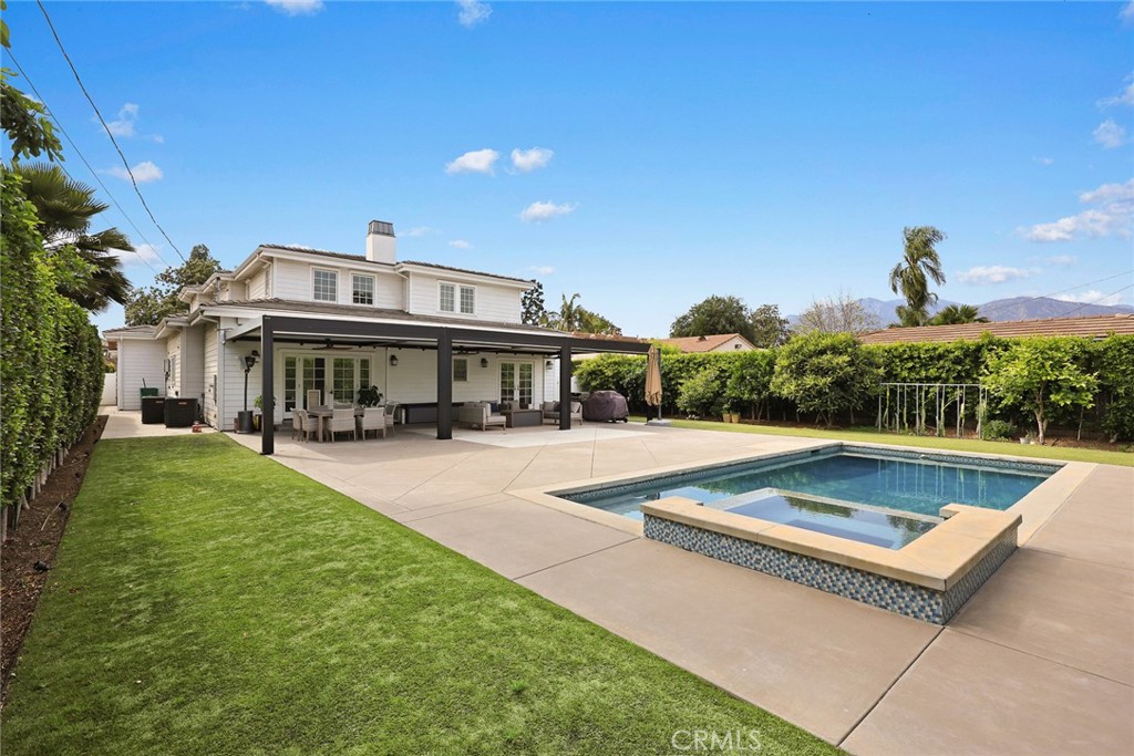 Arcadia, California, 91006, United States, 4 Bedrooms Bedrooms, ,5 BathroomsBathrooms,Residential,Active,2041688