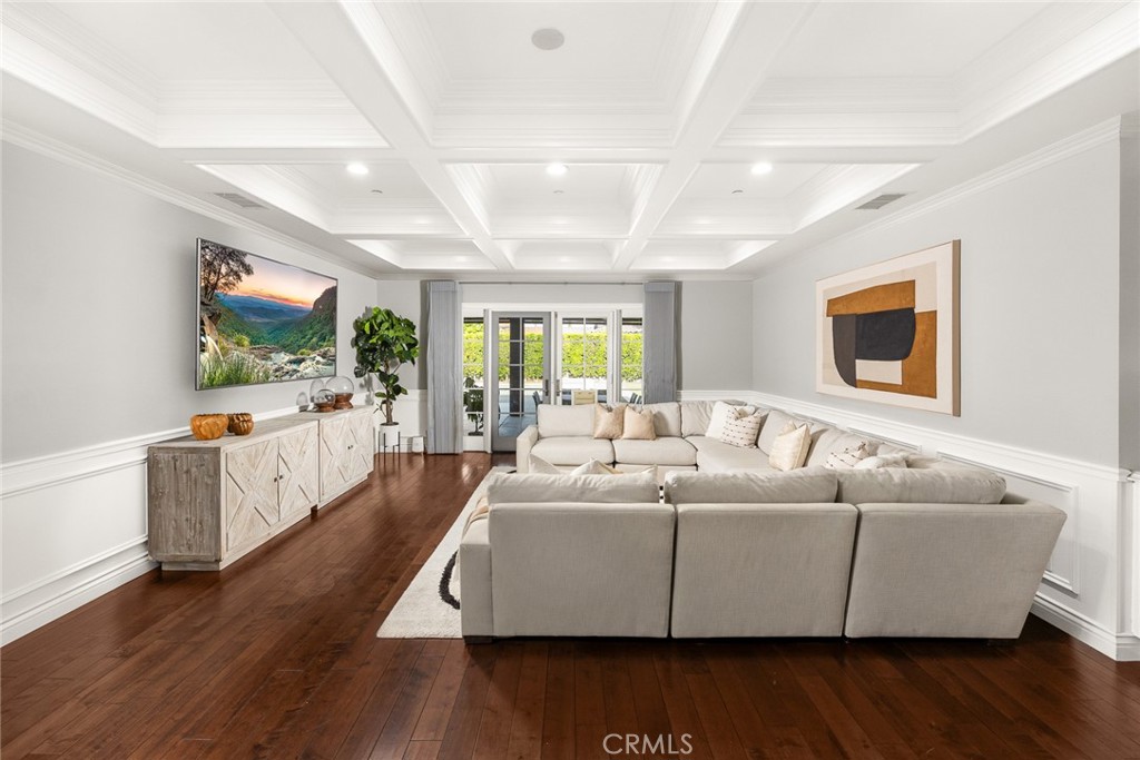 Arcadia, California, 91006, United States, 4 Bedrooms Bedrooms, ,5 BathroomsBathrooms,Residential,Active,2041688