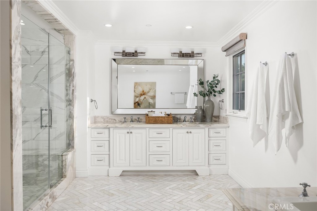 Arcadia, California, 91006, United States, 4 Bedrooms Bedrooms, ,5 BathroomsBathrooms,Residential,Active,2041688