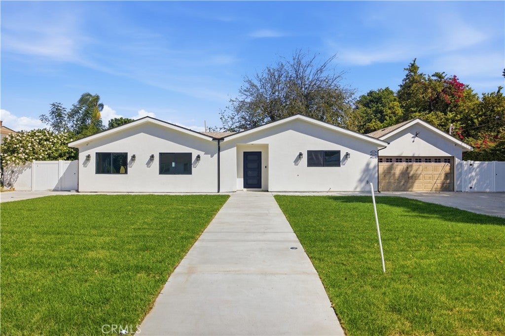 8542 De Celis Pl Pl