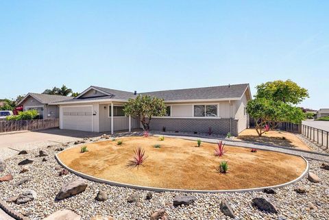 Photo of 900 Mckenzie Avenue, Watsonville, CA 95076 (MLS # ML82045202)