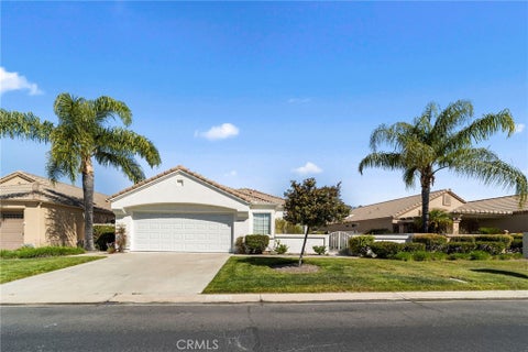 Photo of 23978 Via Pamilla, Murrieta, CA 92562 (MLS # CV26128764)