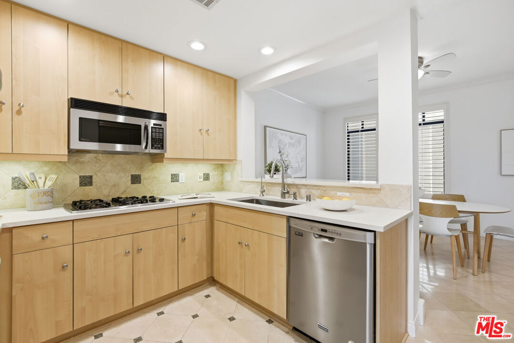 5625 Crescent Parkway 336