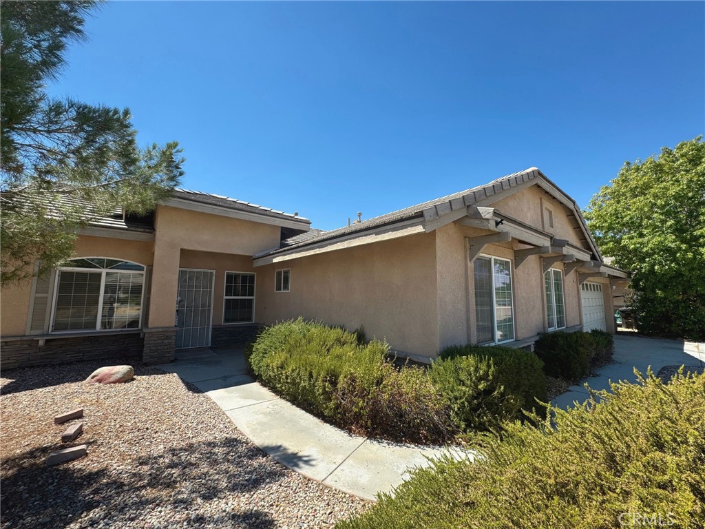 Welcome to 15943 Oak Ct, a spacious and well-appointed single-story home nestled in a desirable Victorville cul-de-sac with no HOA. This beautifully laid-out residence offers 4 bedrooms and 3 full bathrooms across 2,239 square feet of living space, situated on a generous 7,986 sq ft lot. Ideal for families or those seeking room to grow, the home features a formal dining area, a warm and inviting fireplace in the living room, and an open floor plan that flows effortlessly for both daily living and entertaining.
The heart of the home is complemented by a covered patio in the backyard—perfect for outdoor dining, relaxing, or hosting guests year-round. With easy access to the 15 Freeway, commuting is a breeze, and the location offers walking-distance convenience to local schools and parks.
This is a trust sale with no court confirmation required, presenting a rare opportunity for a smooth transaction and exceptional value. Whether you're looking for your forever home or an investment with long-term potential, 15943 Oak Ct checks all the boxes for comfort, location, and lifestyle.