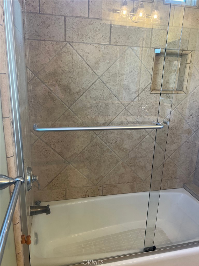 Downtown Area (DOWN) - Residential Lease