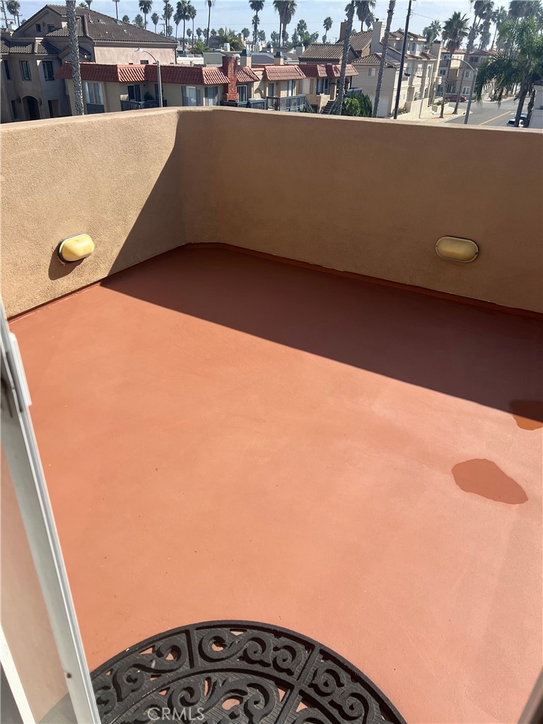 Downtown Area (DOWN) - Residential Lease