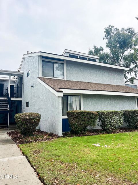 Photo of 5110 Longfellow Way Way, Oxnard, CA 93033 (MLS # V1-32445) Photo of 5110 Longfellow Way Way, Oxnard, CA 93033 (MLS # V1-32445)