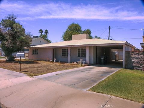 Photo of 102 Erin Drive, Needles, CA 92363 (MLS # IG25265671)