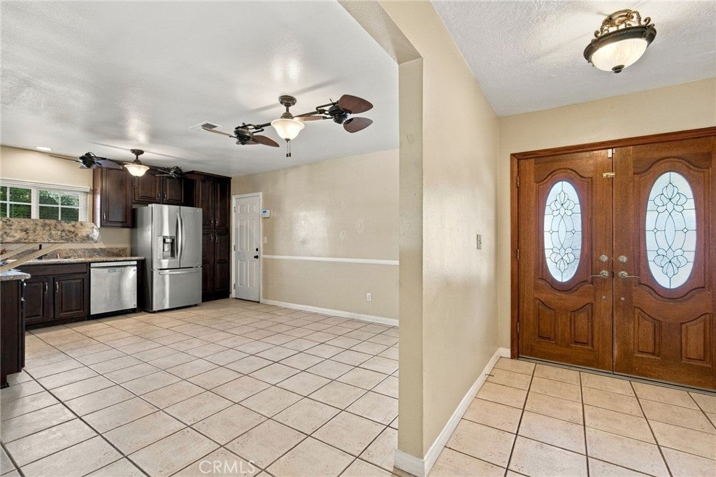 1270 W 25th Street