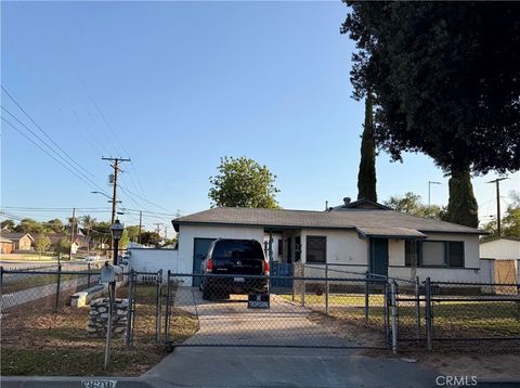 Photo of 3608 Post St, Riverside, CA 92501 (MLS # OC26106387)