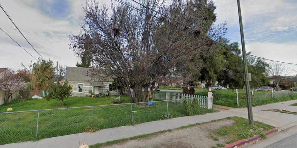 2450 Mclaughlin Avenue