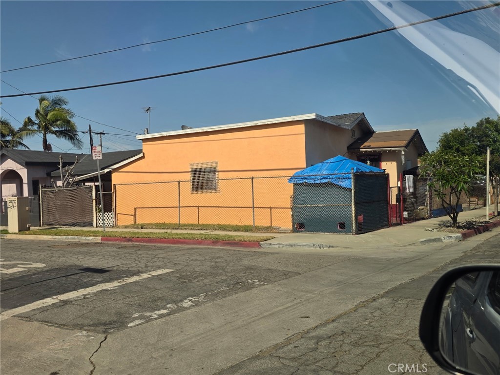 2401 E Hatchway Street