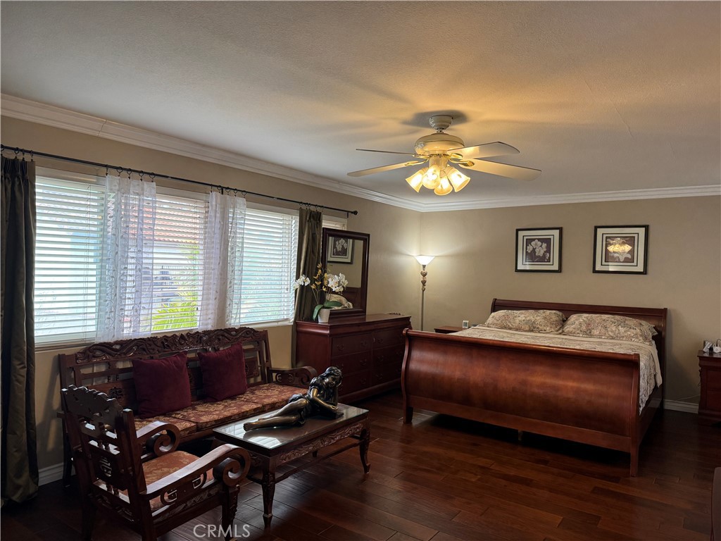 6911 E Williams Circle