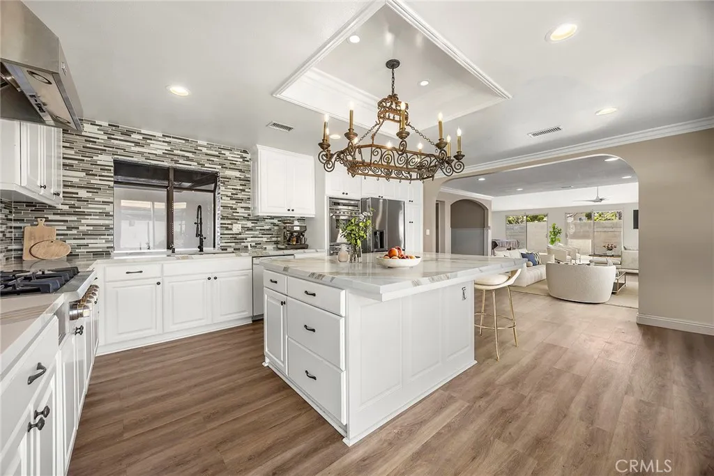 Lake Forest, California 92630, United States, 4 Bedrooms Bedrooms, ,3 BathroomsBathrooms,Residential,Active,235945