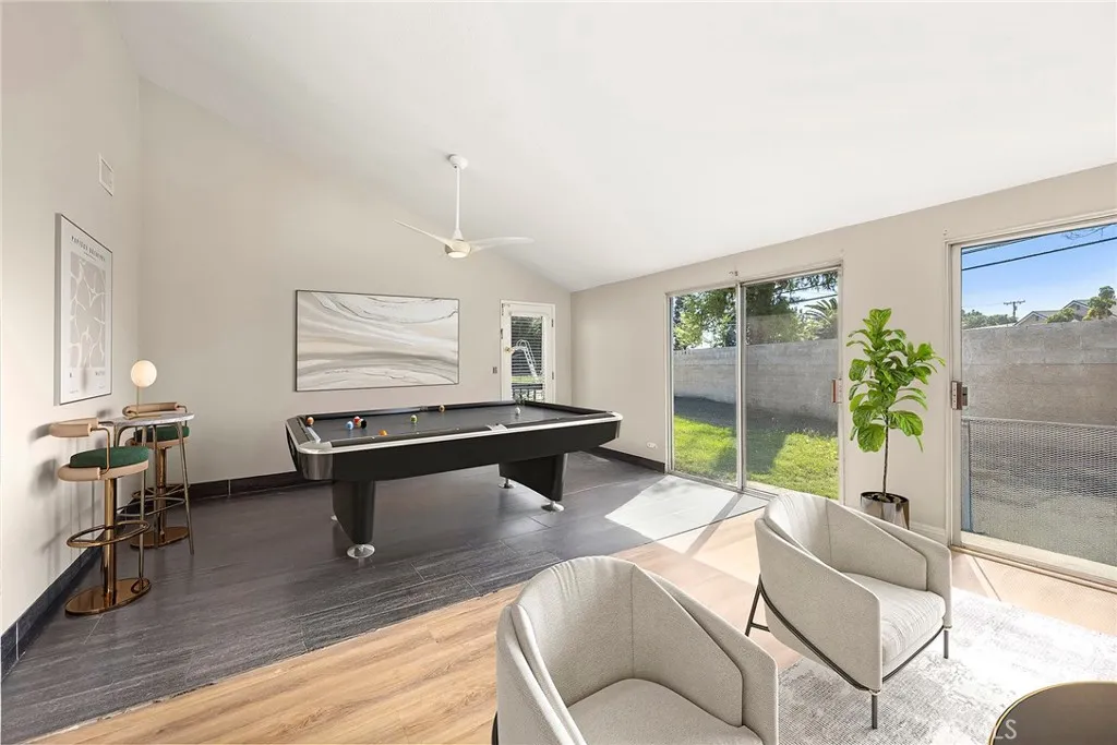 Lake Forest, California 92630, United States, 4 Bedrooms Bedrooms, ,3 BathroomsBathrooms,Residential,Active,235945