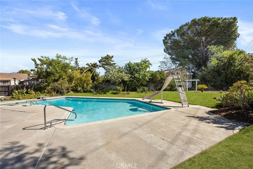 Lake Forest, California 92630, United States, 4 Bedrooms Bedrooms, ,3 BathroomsBathrooms,Residential,Active,235945