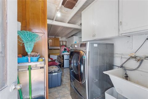 Tiny photo for 11028 Spinning Avenue, Inglewood, CA 90303 (MLS # SB25149054)