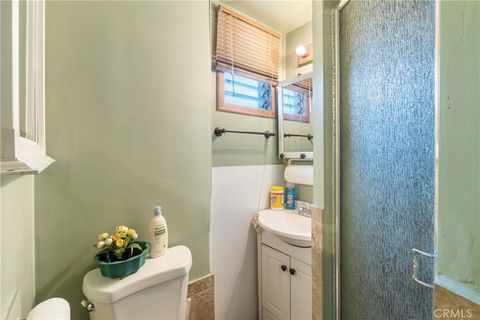 Tiny photo for 11028 Spinning Avenue, Inglewood, CA 90303 (MLS # SB25149054)