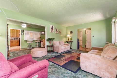 Tiny photo for 11028 Spinning Avenue, Inglewood, CA 90303 (MLS # SB25149054)