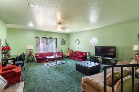 Tiny photo for 11028 Spinning Avenue, Inglewood, CA 90303 (MLS # SB25149054)
