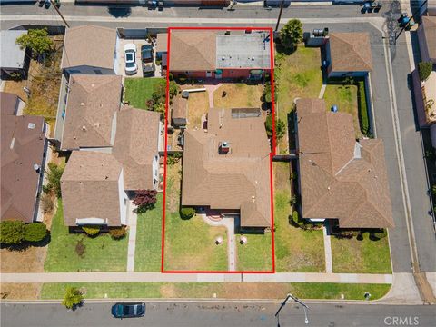 Tiny photo for 11028 Spinning Avenue, Inglewood, CA 90303 (MLS # SB25149054)