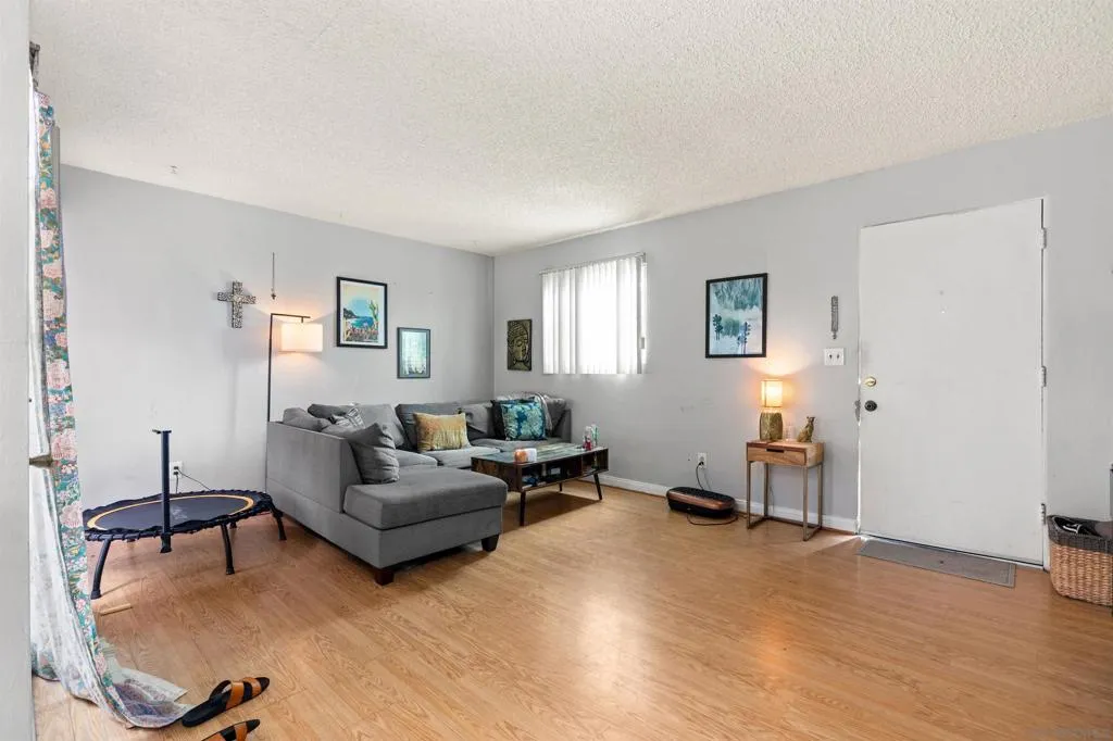 San Diego, California 92109, United States, ,Residential,Active,199424