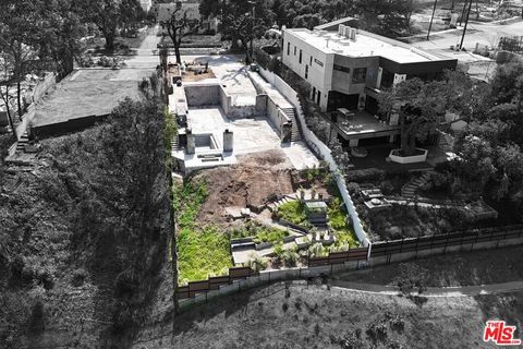 Photo of 15329 De Pauw Street, Pacific Palisades, CA 90272 (MLS # 25530408)