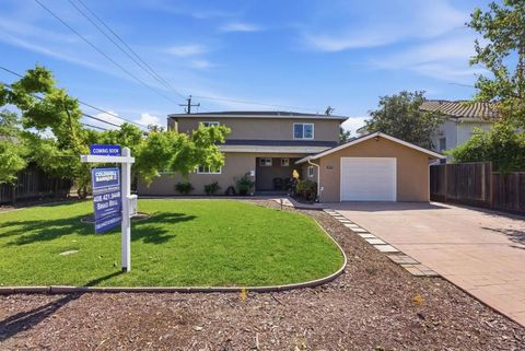 Photo of 19170 Tilson Avenue, Cupertino, CA 95014 (MLS # ML82040841)