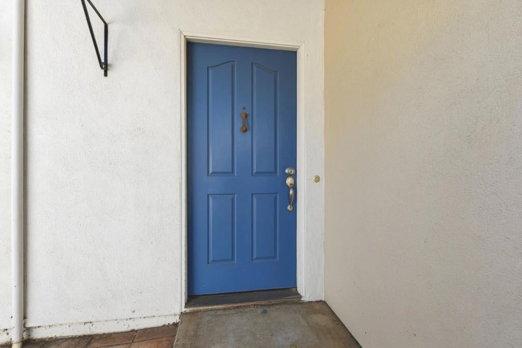 1205 Kelly Park Circle